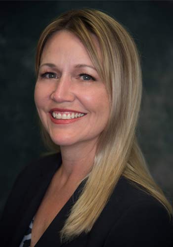 Headshot of Tracy Gordon